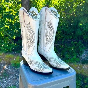 Planet Cowboy White rhinestone cowgirl boots